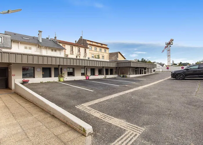 B&B Hotel Lourdes Centre Gare 3 Etoiles